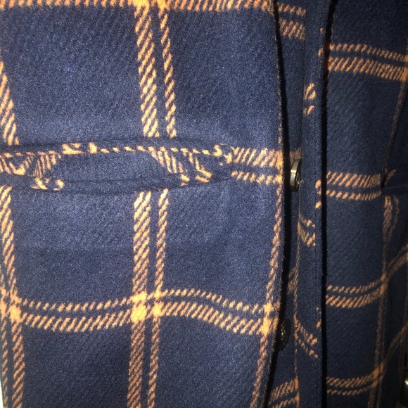 Jacket - Picture 2 of 4